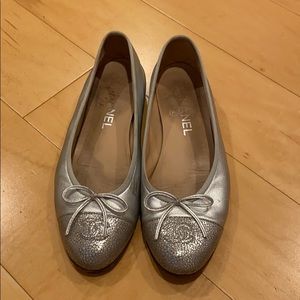 Chanel classic ballet flats